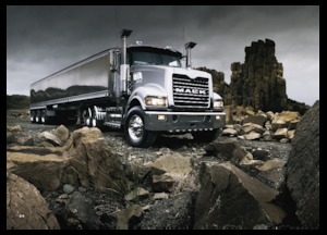ट्रक ट्रैक्टर - ट्रैक्टर यूनिट Mack TRIDENT Day Cab MP8 6x4