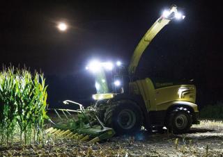 2WD फोरेज हार्वेस्टर Krone BiG X 880 