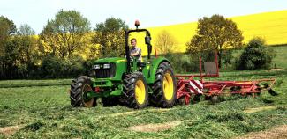 2WD ट्रैक्टर John Deere 5055E