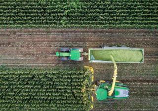 4WD फोरेज हार्वेस्टर John Deere 9700