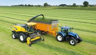 4WD फोरेज हार्वेस्टर New Holland FR 500