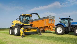4WD फोरेज हार्वेस्टर New Holland FR 500