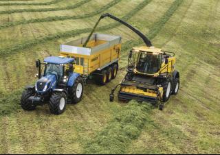 4WD फोरेज हार्वेस्टर New Holland FR 550