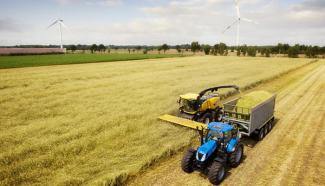 4WD फोरेज हार्वेस्टर New Holland FR 700