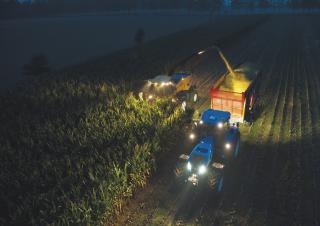 4WD फोरेज हार्वेस्टर New Holland FR 850