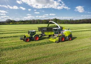4WD फोरेज हार्वेस्टर Claas Jaguar 870