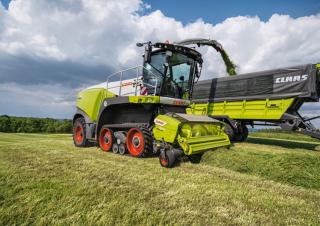 4WD फोरेज हार्वेस्टर Claas Jaguar 990 Terra Trac