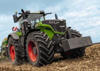 4WD ट्रैक्टर Fendt 1038 Vario PowerPlus