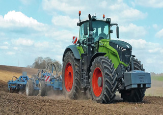 4WD ट्रैक्टर Fendt 1038 Vario ProfiPlus