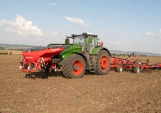 4WD ट्रैक्टर Fendt 1052 Vario Profi+ 