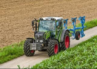 4WD ट्रैक्टर Fendt 208 S Vario