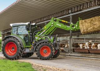 4WD ट्रैक्टर Fendt 208 S Vario