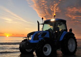 4WD ट्रैक्टर Landini 6-130C