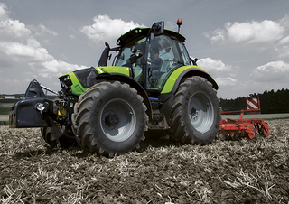 4WD ट्रैक्टर DEUTZ-FAHR 6120.4