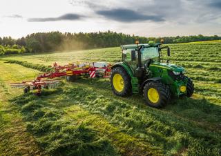 4WD ट्रैक्टर John Deere 6130R