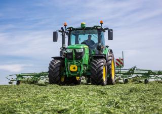 4WD ट्रैक्टर John Deere 6130R