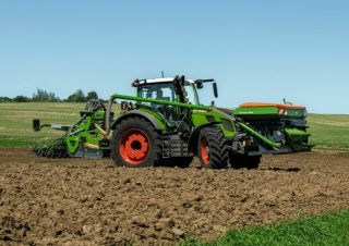 4WD ट्रैक्टर Fendt 614 Vario Profi+