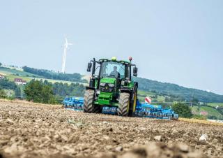 4WD ट्रैक्टर John Deere 6140M 