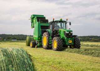4WD ट्रैक्टर John Deere 6175M