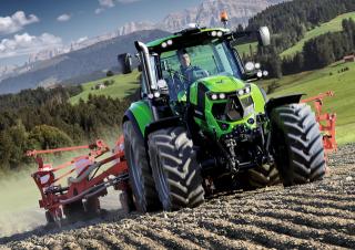 4WD ट्रैक्टर DEUTZ-FAHR 6215 Agrotron TTV 