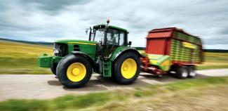 4WD ट्रैक्टर John Deere 6230 Power