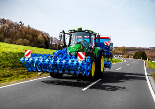 4WD ट्रैक्टर John Deere 6M 125 