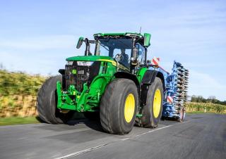 4WD ट्रैक्टर John Deere 7R 270