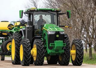 4WD ट्रैक्टर John Deere 8R 340 