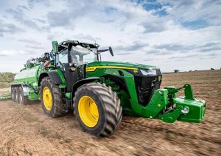 4WD ट्रैक्टर John Deere 8R 410  