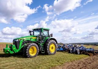 4WD ट्रैक्टर John Deere 8R 410  