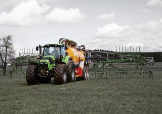 4WD ट्रैक्टर DEUTZ-FAHR Agrotron 7230 TTV 