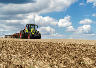4WD ट्रैक्टर Claas Axion 800 