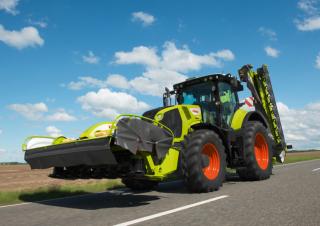 4WD ट्रैक्टर Claas Axion 810 
