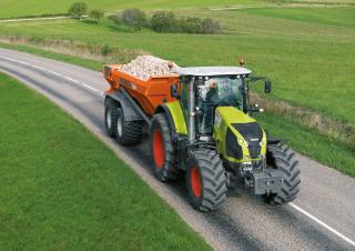 4WD ट्रैक्टर Claas Axion 830