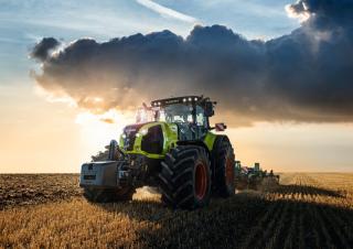 4WD ट्रैक्टर Claas Axion 850 