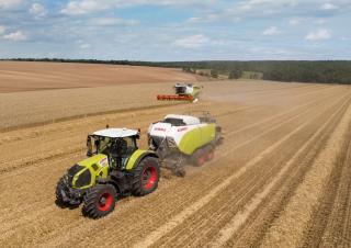 4WD ट्रैक्टर Claas Axion 870