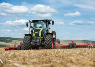 4WD ट्रैक्टर Claas Axion 930 