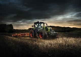 4WD ट्रैक्टर Claas Axion 9.420 Cmatic
