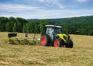 4WD ट्रैक्टर Claas Elios 2.75 Comfort