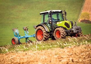 4WD ट्रैक्टर Claas Elios 3.85 Comfort
