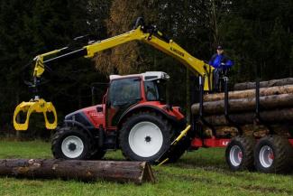 4WD ट्रैक्टर Lindner Geotrac 124