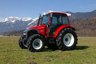 4WD ट्रैक्टर Lindner Geotrac 74