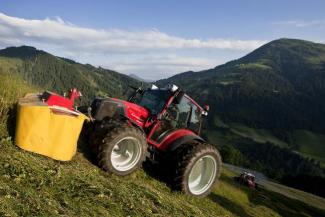4WD ट्रैक्टर Lindner Geotrac 84