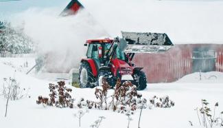 4WD ट्रैक्टर Case IH JXU 105 Profi Plus