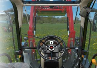 4WD ट्रैक्टर Massey Ferguson MF 4709 M
