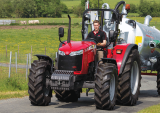 4WD ट्रैक्टर Massey Ferguson MF 4709 MR