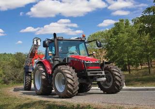 4WD ट्रैक्टर Massey Ferguson MF 6470 Komfort