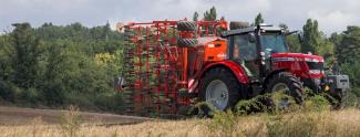 4WD ट्रैक्टर Massey Ferguson MF 6615 Dyna VT