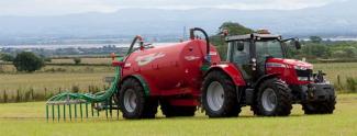 4WD ट्रैक्टर Massey Ferguson MF 7624 Dyna 6