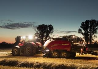4WD ट्रैक्टर Case IH Optum 250 CVXDrive